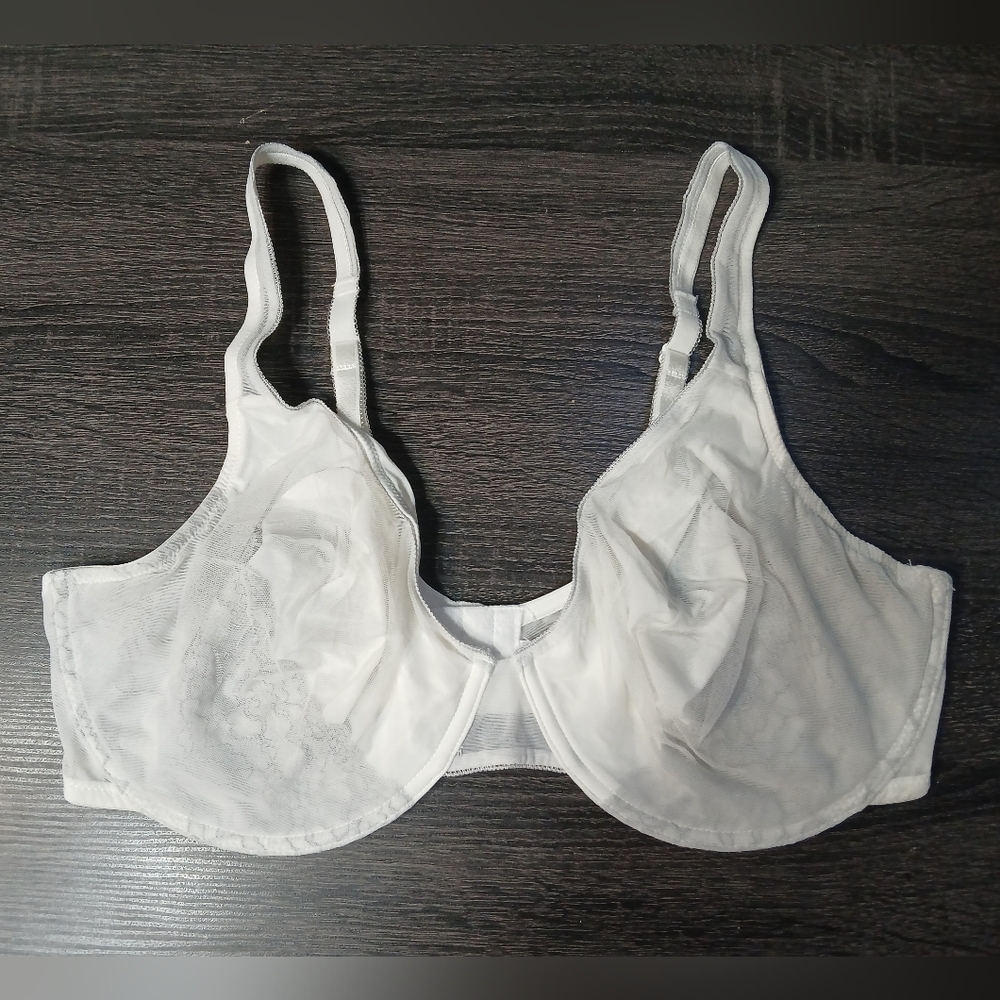 Liz Claiborne Semi Sheer & Lace Underwire Bra 40DD